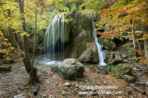 Отдых в Крыму. Водопад Серебряные струны